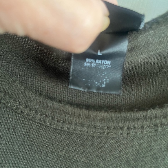 Rue 21 Top - Picture 7 of 10